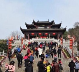 巴中湖北旅游攻略(七月湖北旅游攻略)