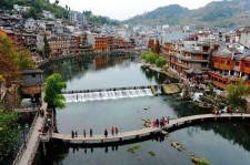 巴中长沙旅游攻略(长沙旅游攻略景点必去二日游)