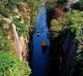 巴中附近旅游(附近旅游年票办理点)