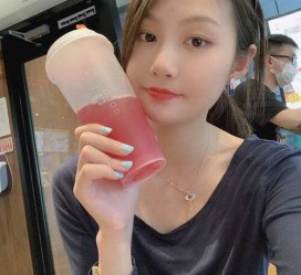 巴中雇用网红商务伴游女(雇用网红商务伴游女员工)