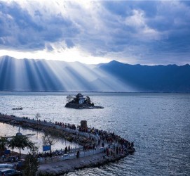 巴中洱海旅游攻略(成都到洱海旅游攻略)