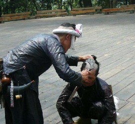 巴中欲带老伴游遍中国(带着老伴去旅游)