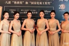 巴中模特能够兼职吗(模特能够兼职吗百度)