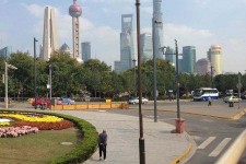巴中上海自助游(上海自助游团购)