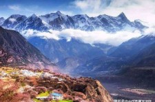 巴中旅游地点(旅游地点与地理关系)