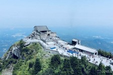 巴中湖南旅游攻略(武汉到湖南旅游攻略)