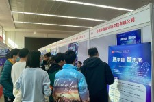 巴中北京伴游招聘 北京各大高校恢复线下招聘会，今年有什么不一样？记者探访