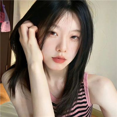 巴中顶级商务伴游：精致品尝，超越期望的不凡体验  