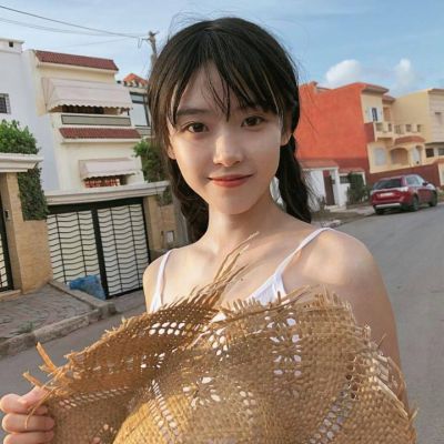 巴中伴游女生李梓萱的资料