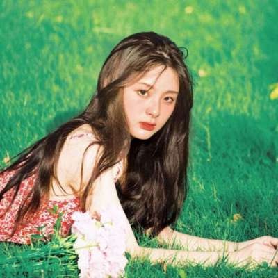 巴中伴游女生谢珞欣的资料