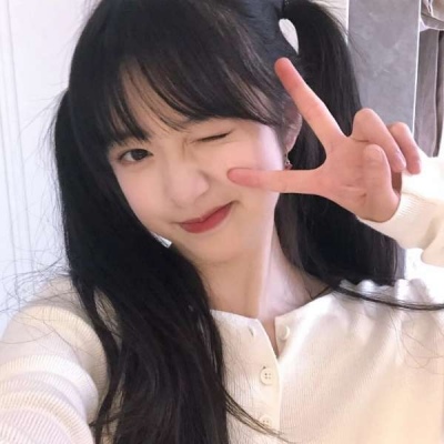 巴中伴游女生李欣怡的资料