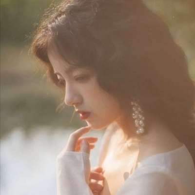 巴中伴游女生雷花蕊的资料