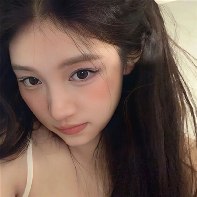 巴中伴游女生秦婉兮的资料