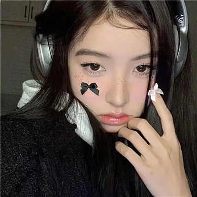 巴中伴游女生芷云的资料