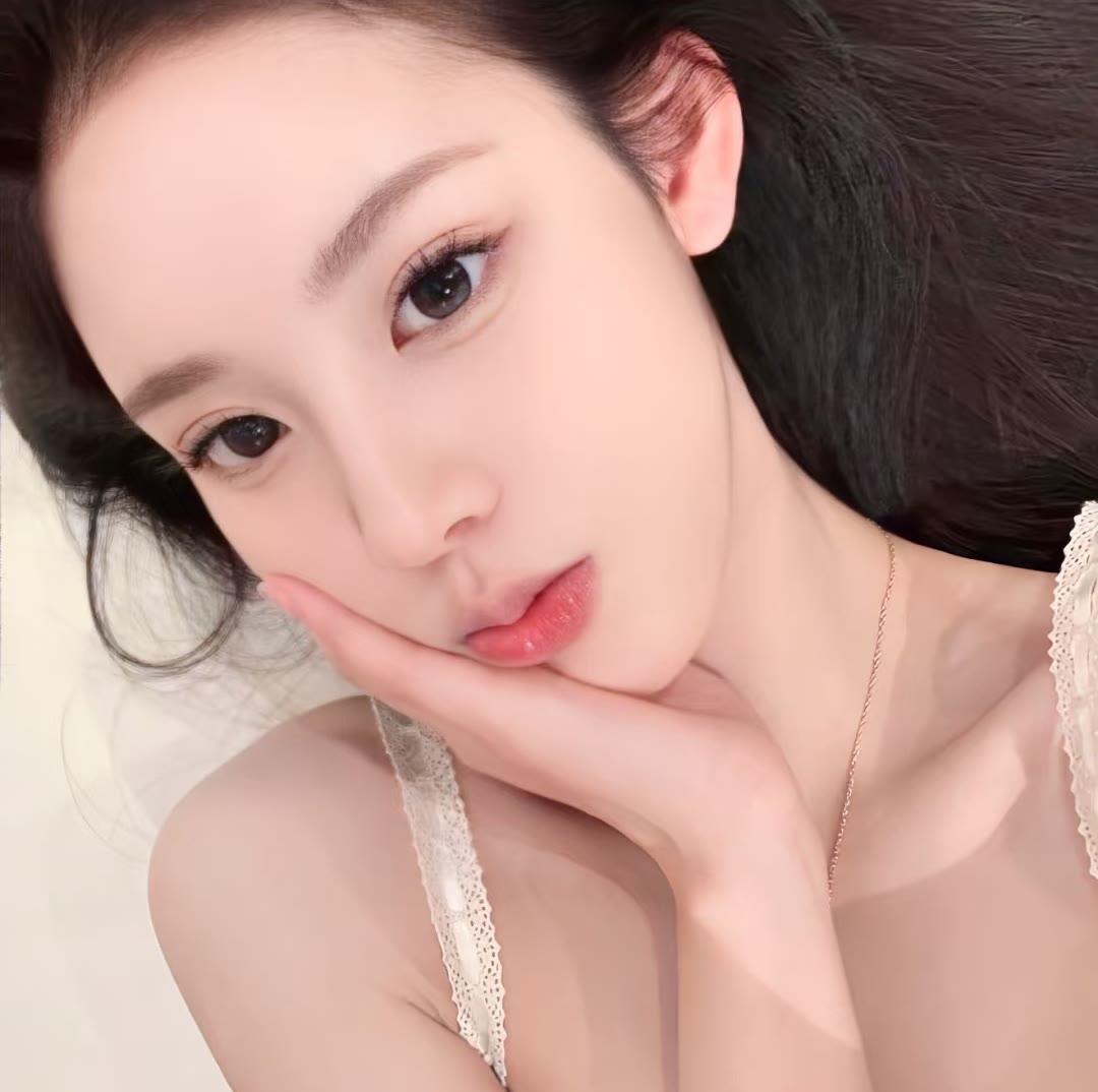 巴中伴游女生佛白易的资料