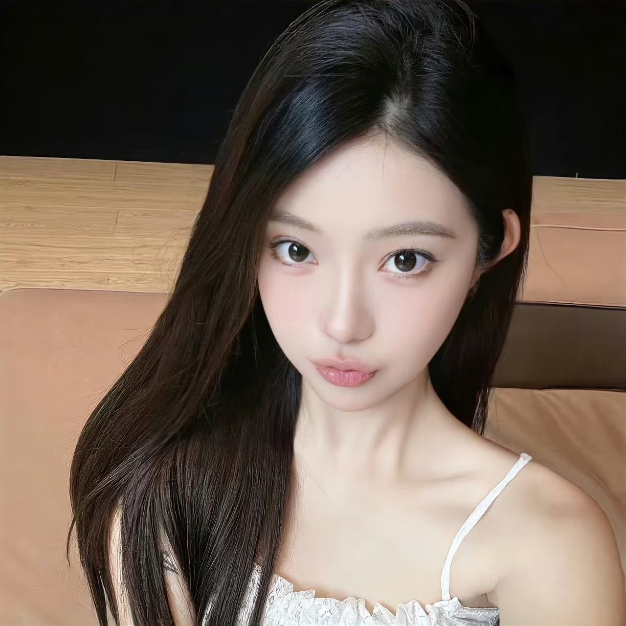 巴中伴游女生Olivia Wang的资料