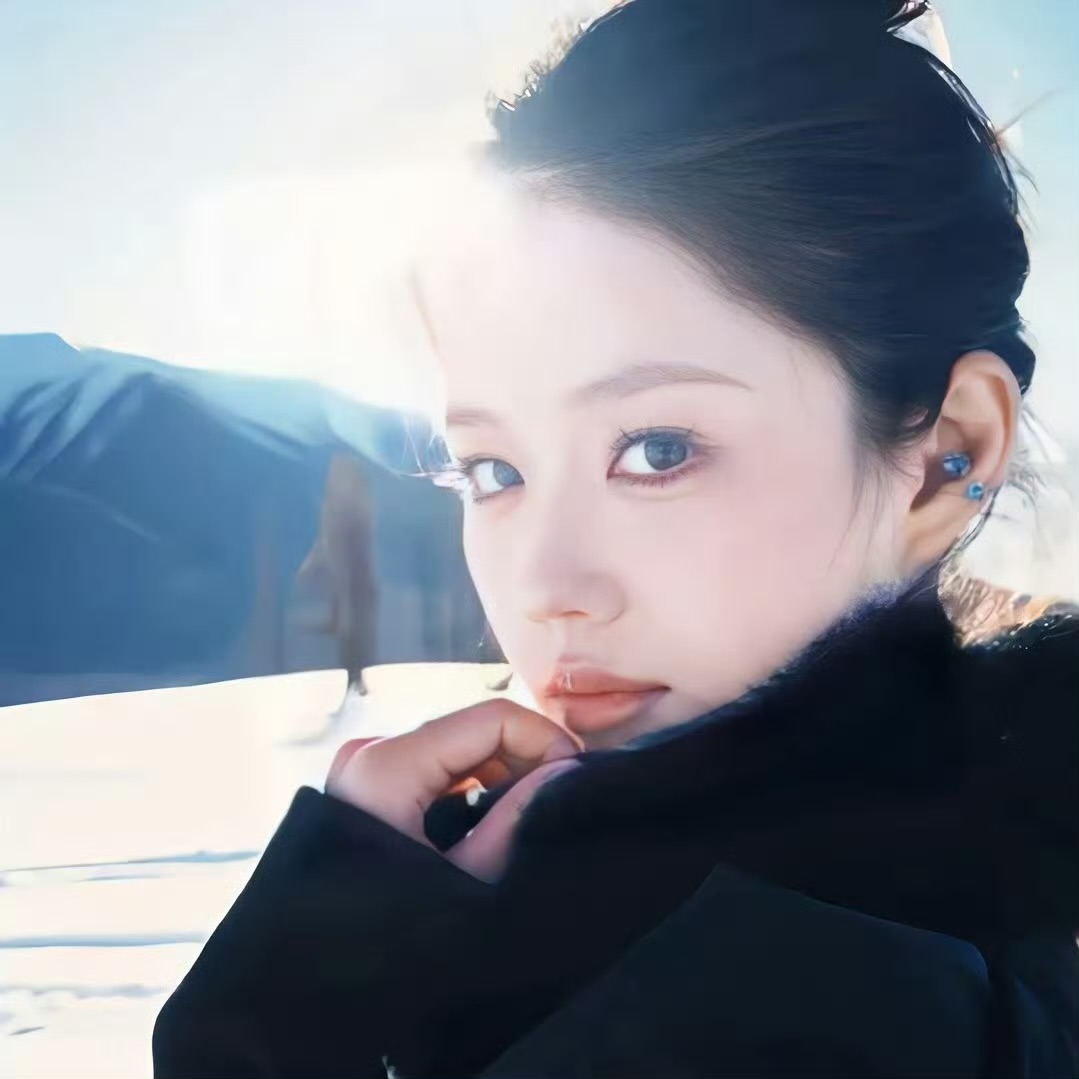 巴中伴游女生 | Lily的资料