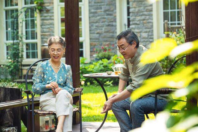 坦言带老伴游遍中国(我和老伴去旅游)